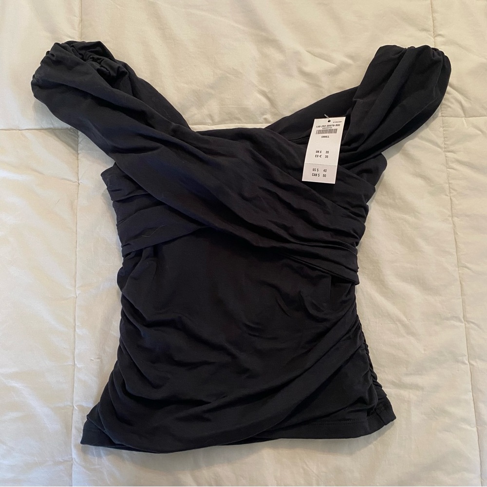 Abercrombie // black cross off shoulder top small
